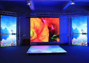 MÀN HÌNH LED HOẠT ĐỘNG NGHỆ THUẬT QUAY PHIM